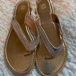 Gold and rhinestone New York & Co flip flops Sz 10